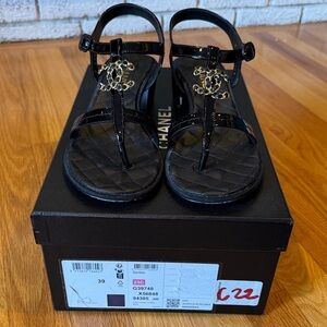 CHANEL Black Patent Leather Sandals
